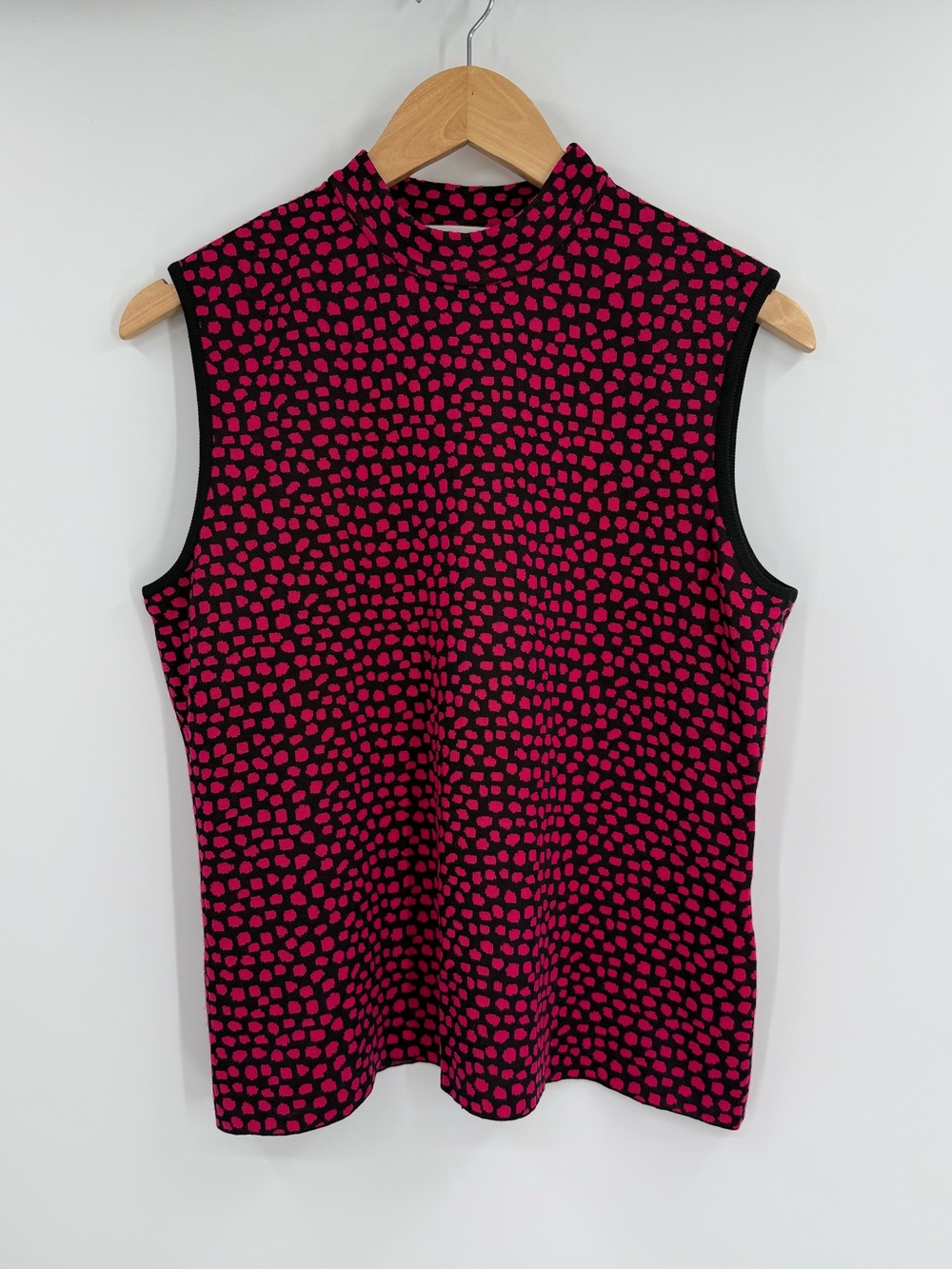 St. John Knit Sleeveless Mock Neck Top Dot Print | Pink Black | Medium